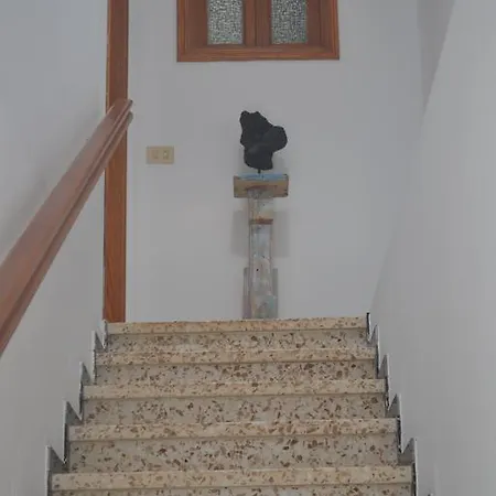 Absolute Beachfront Apartamento *