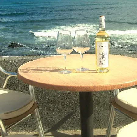 Apartment Absolute Beachfront Famara
